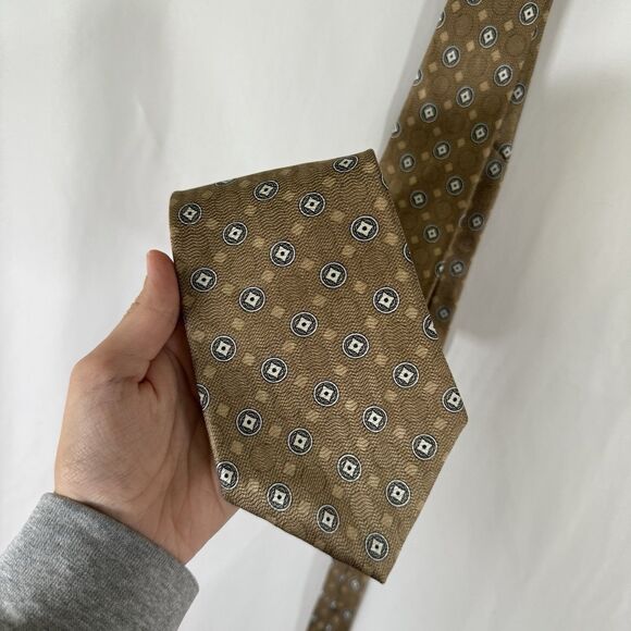 Chaps Ralph Lauren Tie Men's 57" Gold 100% Silk 4" Wide Office Work - Picture 1 of 6
